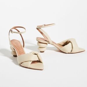 Anthropologie Vicenza Puffy Heeled Sandals 41